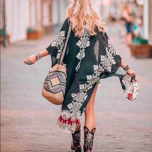 Lovestitch Bianca Kimono